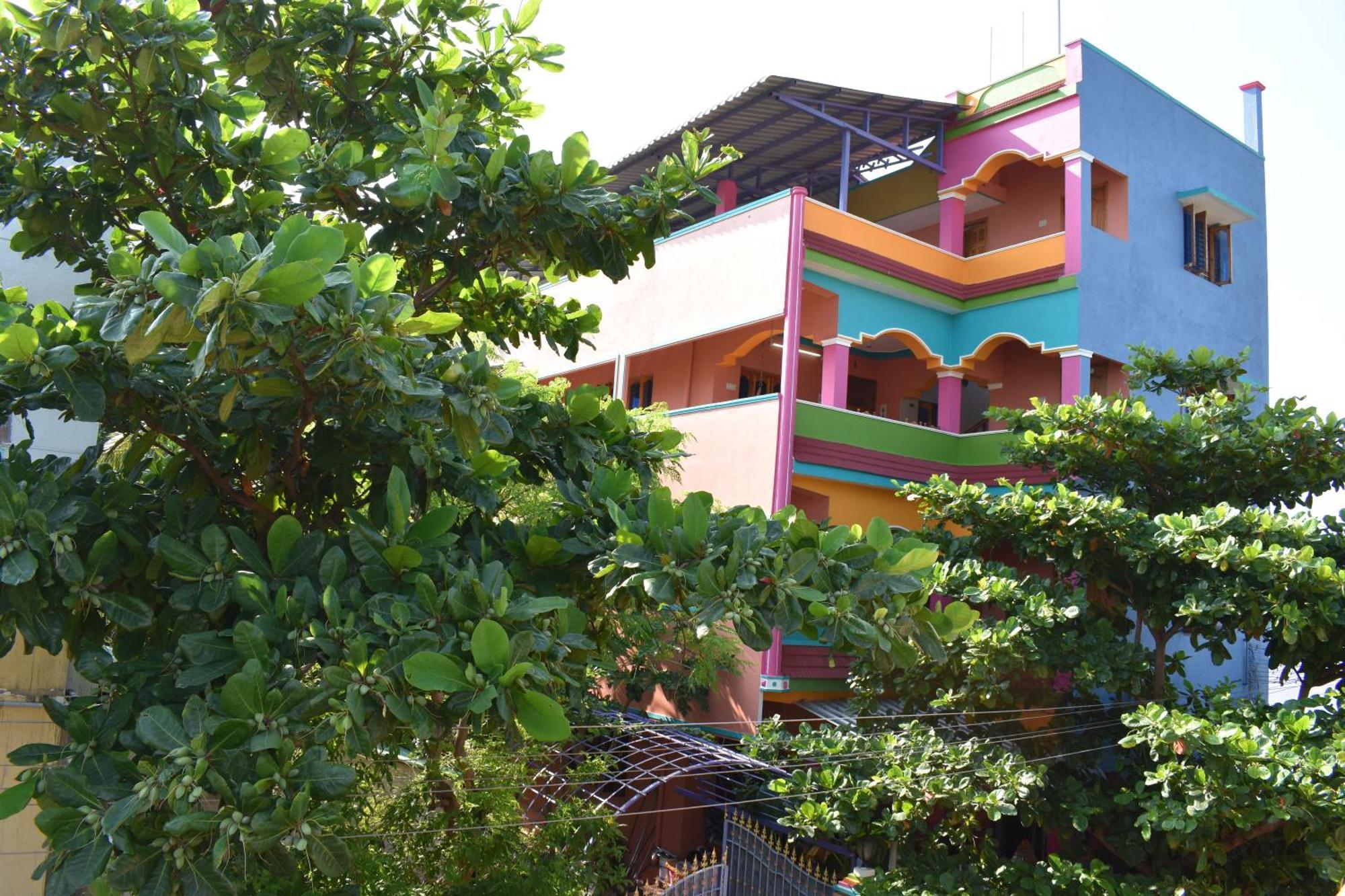 Rainbow Guest House Tiruvannāmalai Eksteriør bilde